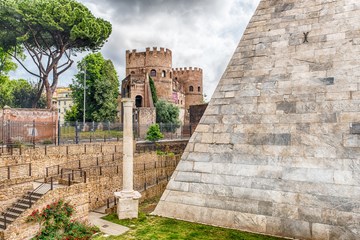 Pyramid Cestius