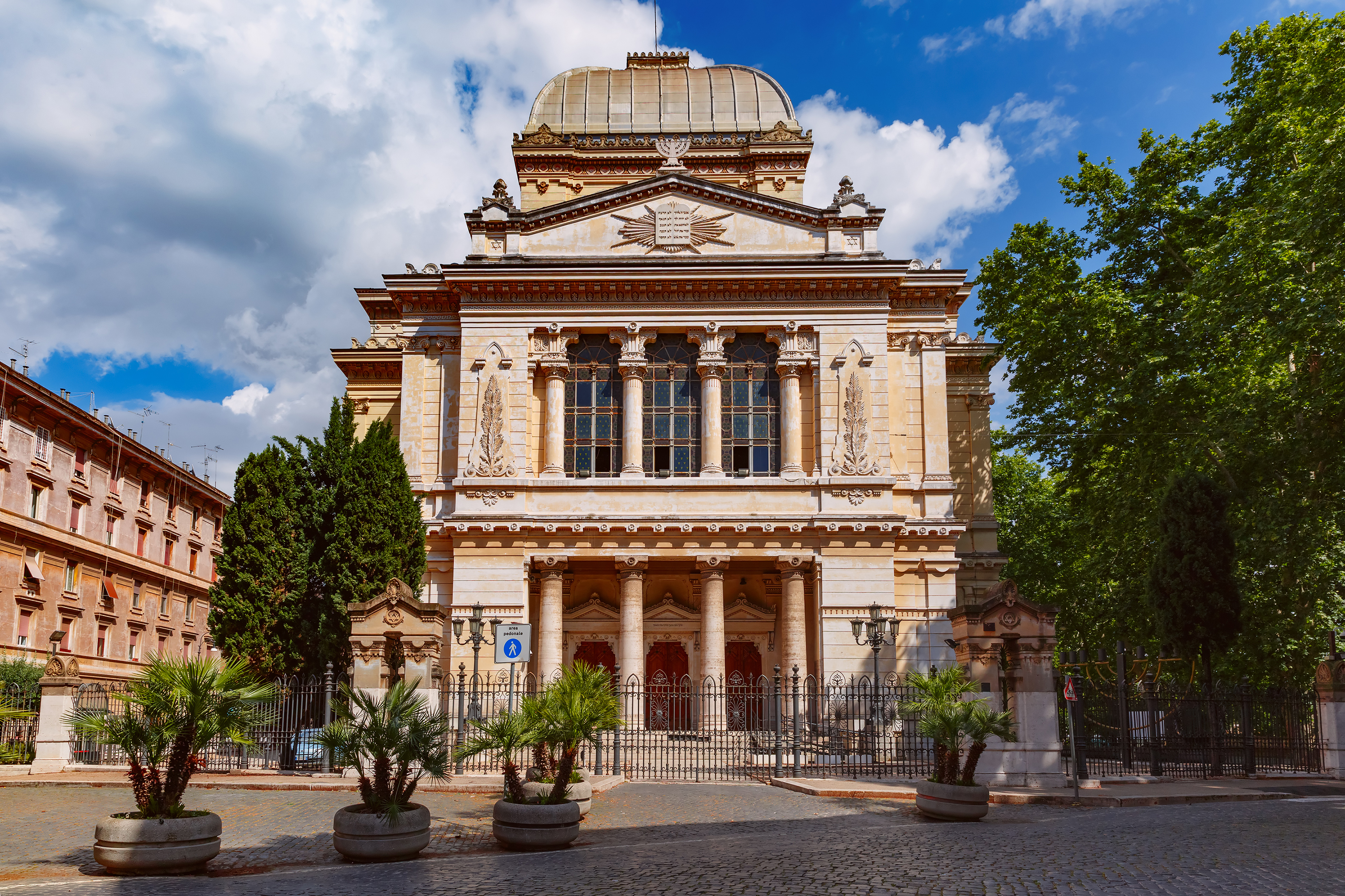 The Great Synagogue Of Rome